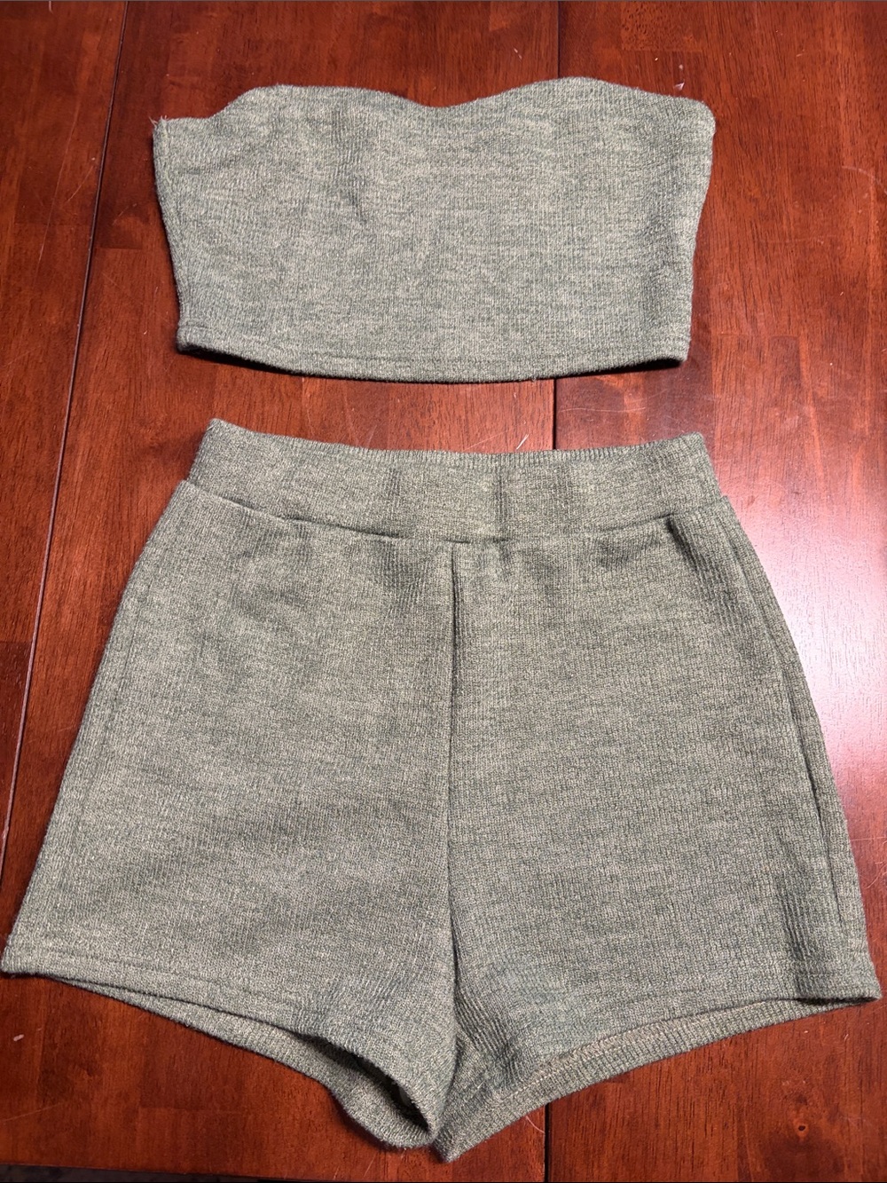 SHEIN Olive Ribbed High-Waist Knit Shorts Set